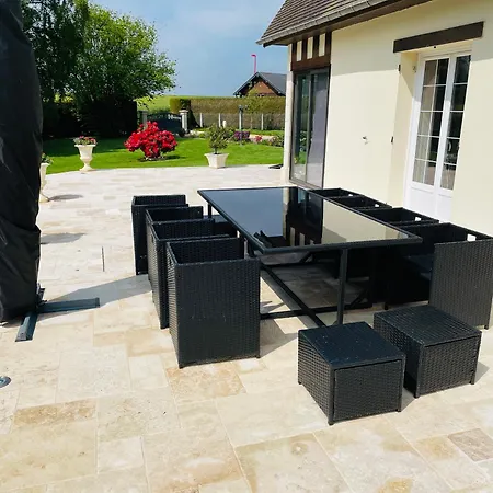 Normand Climatise Avec Piscine Privee Holiday home *