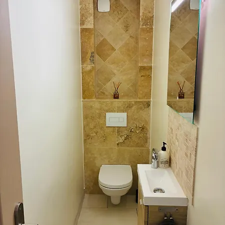 Normand Climatise Avec Piscine Privee بيت للعطل Condé-sur-Seulles