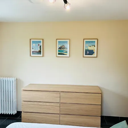 Normand Climatise Avec Piscine Privee Holiday home *