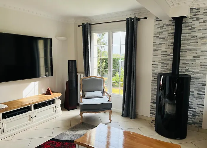 Normand Climatise Avec Piscine Privee 펜션 *