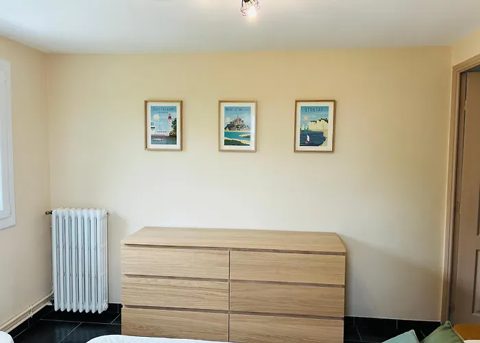 Normand Climatise Avec Piscine Privee 펜션 *